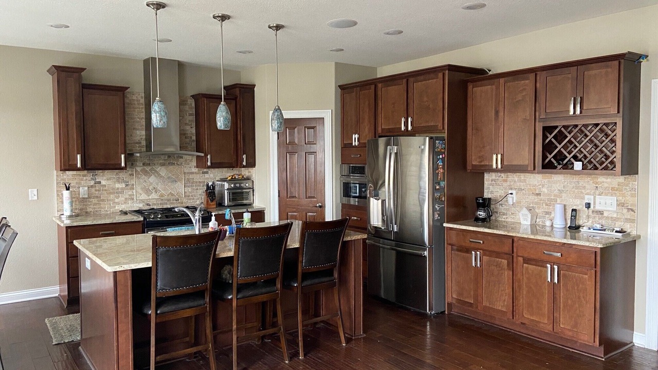 Photo of Kitchen in Lake Shangrila