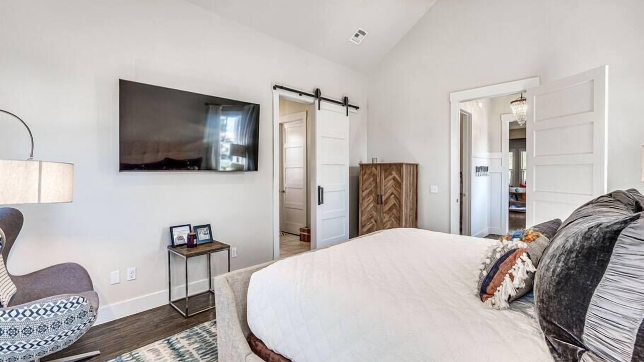 Photo of Bedroom in Eufaula