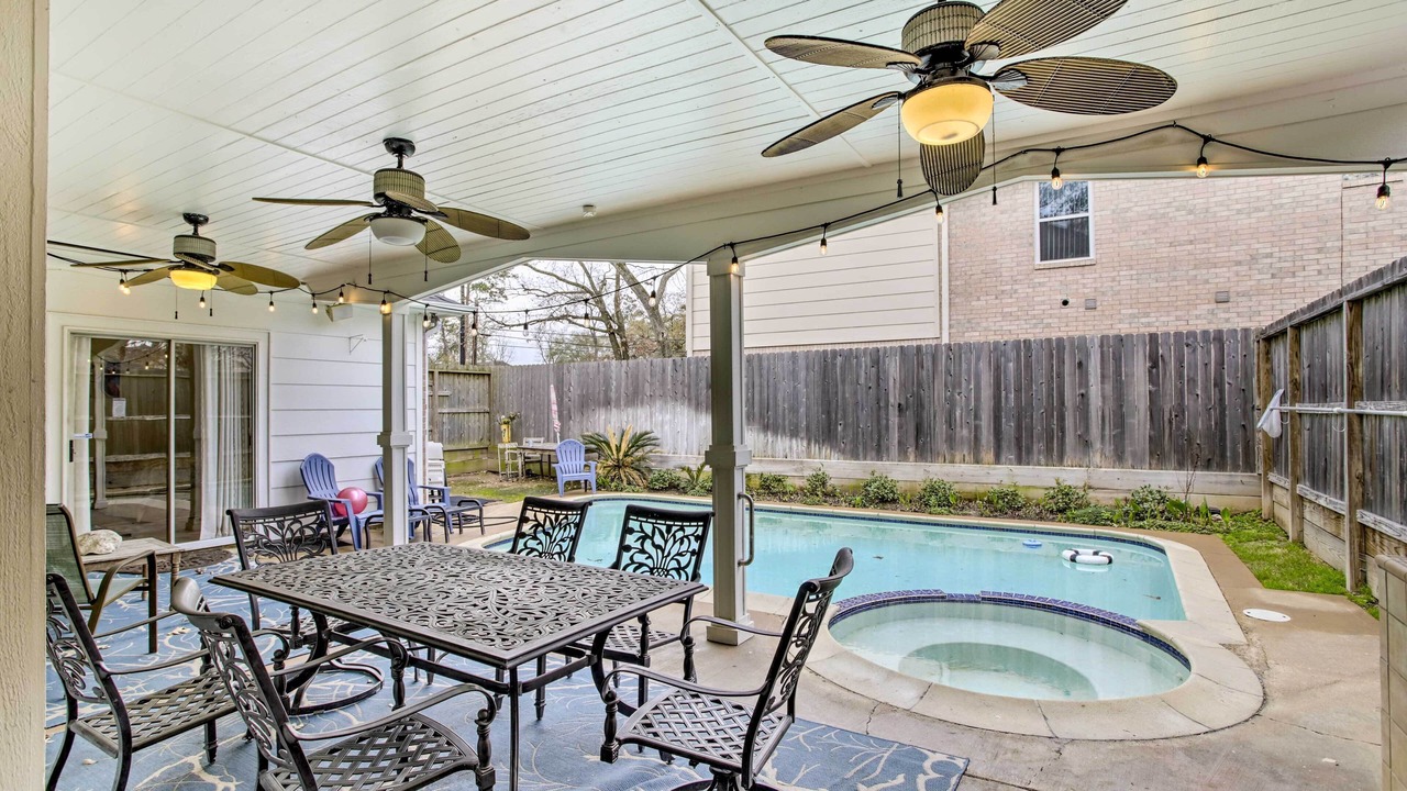 Photo of Outdoor in Spring Branch East