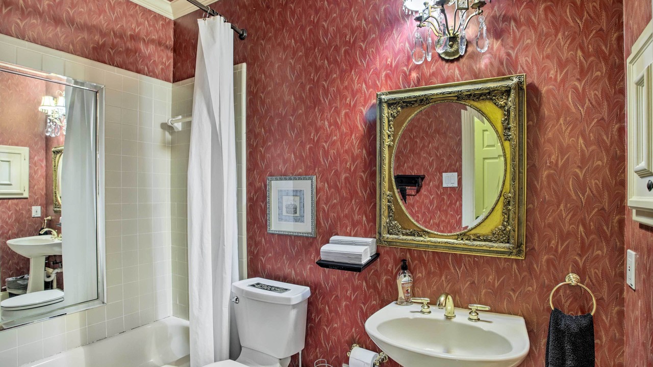 Photo of Bathroom in Spring Branch East