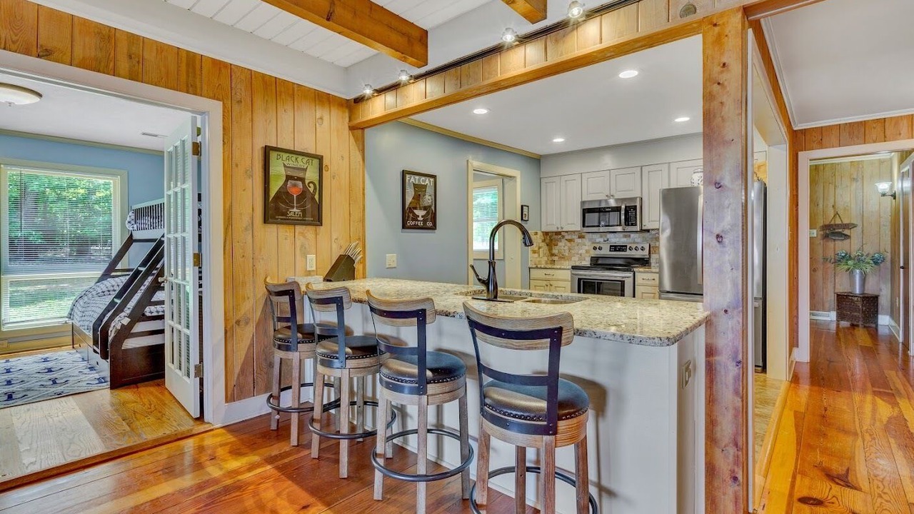 Photo of Kitchen in Huddleston