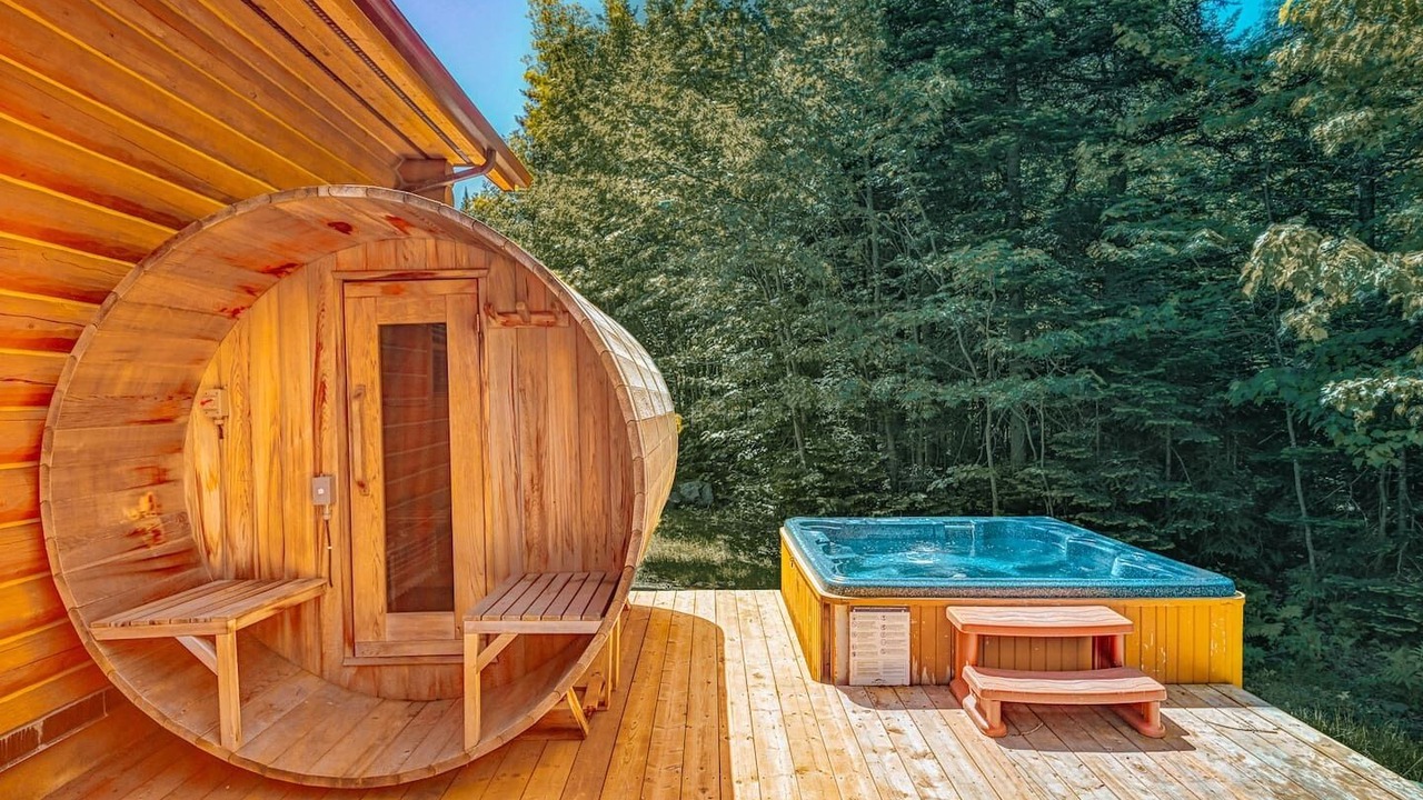 Photo of Patio Balcony in Fiddler Lake Resort