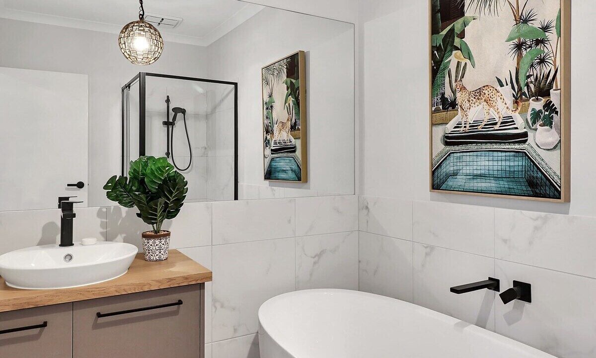 Photo of Bathroom in Grovedale