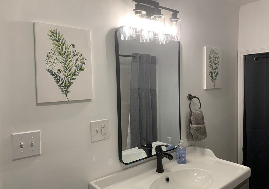 Photo of Bathroom in Uptown