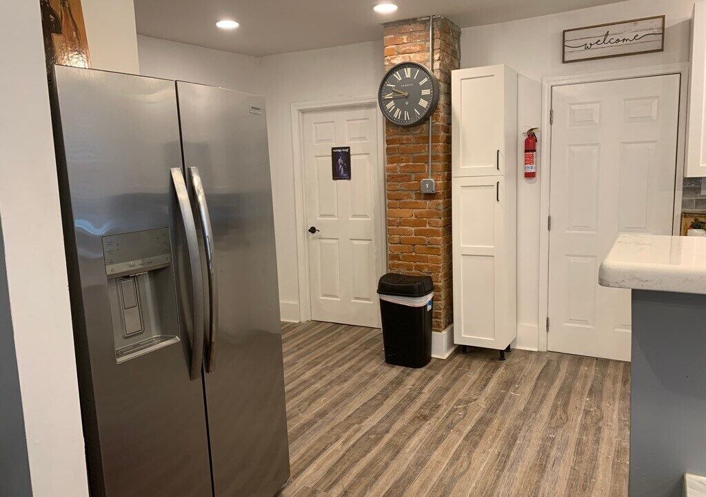 Photo of Others in Uptown