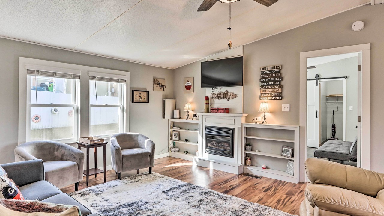 Photo of Livingroom in Flemington