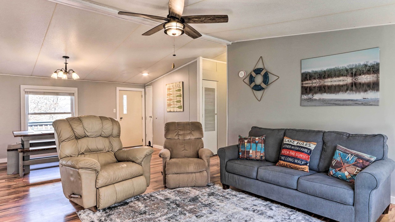 Photo of Livingroom in Flemington