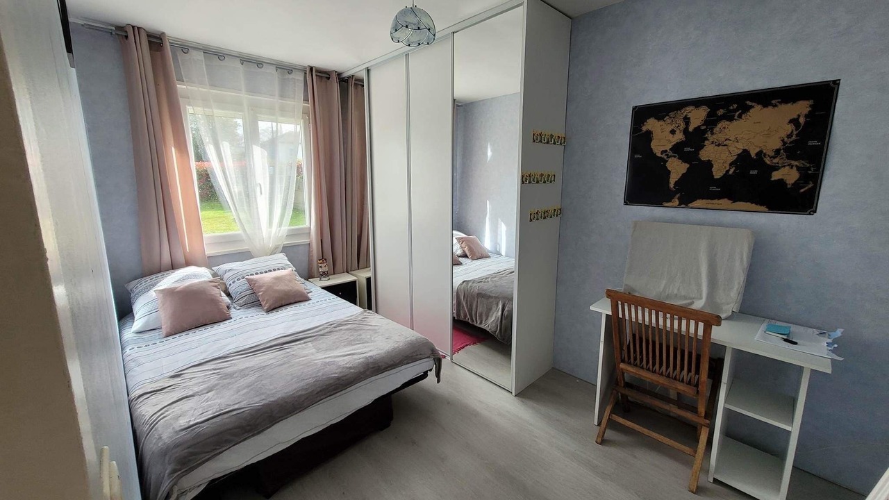 Photo of Bedroom in Donges