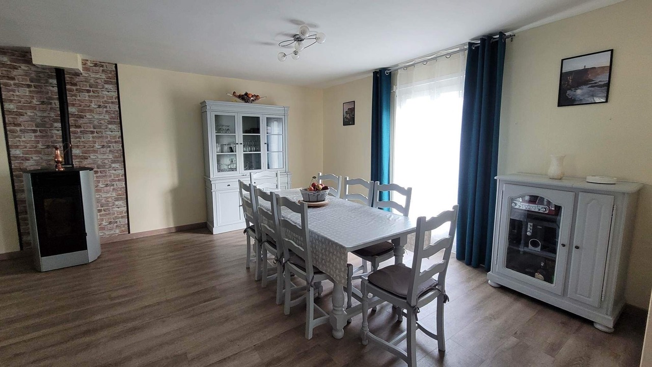 Photo of Others in Donges