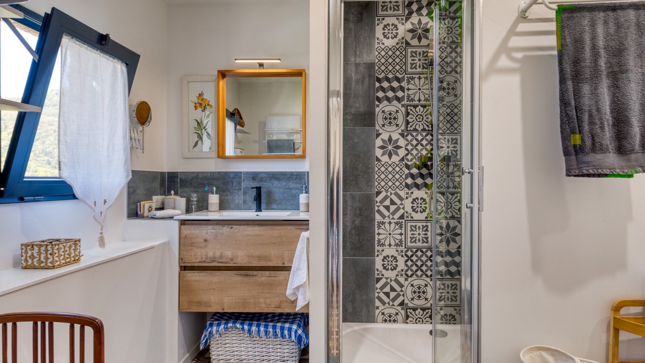 Photo of Bathroom in La Tour-Sur-Orb