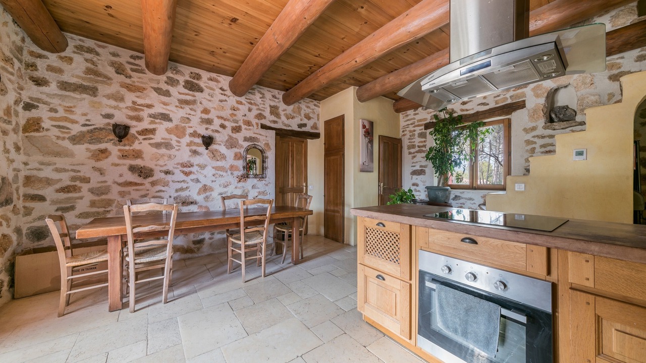 Photo of Kitchen in Aups