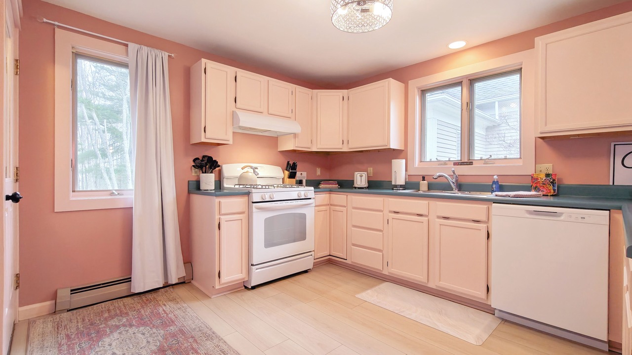 Photo of Kitchen in Lamoine