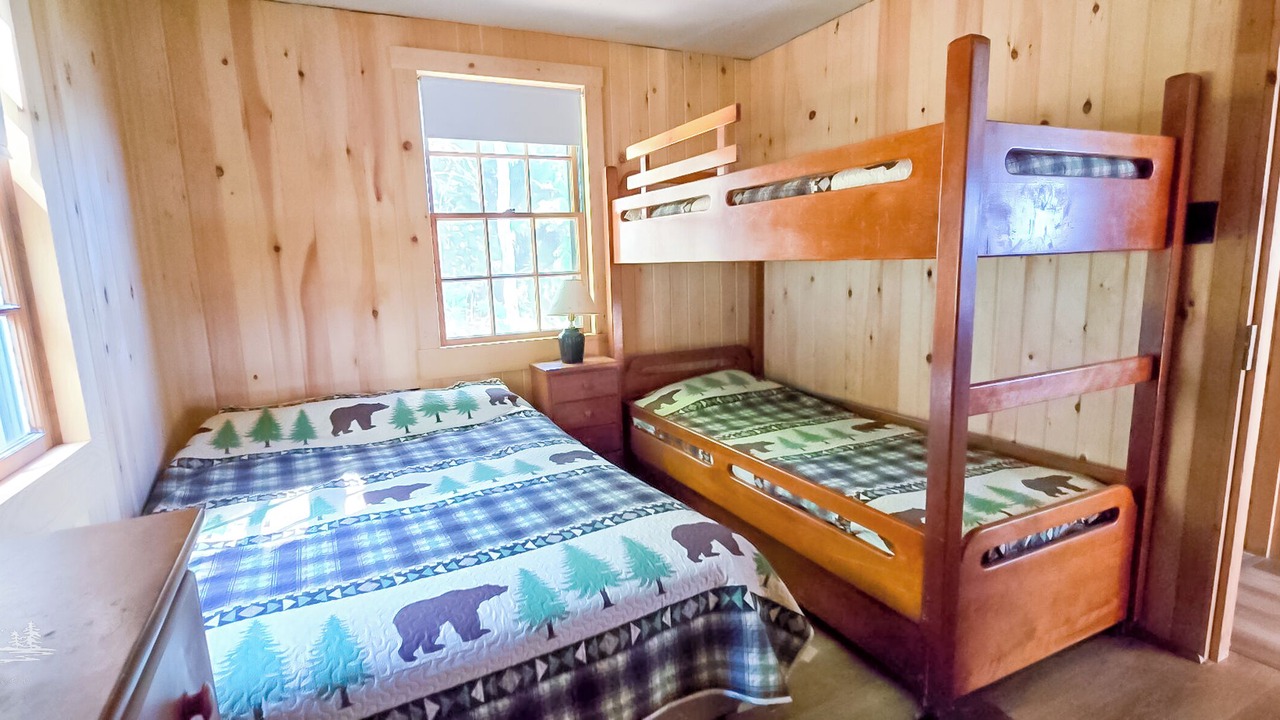 Photo of Bedroom in Mac Mahan