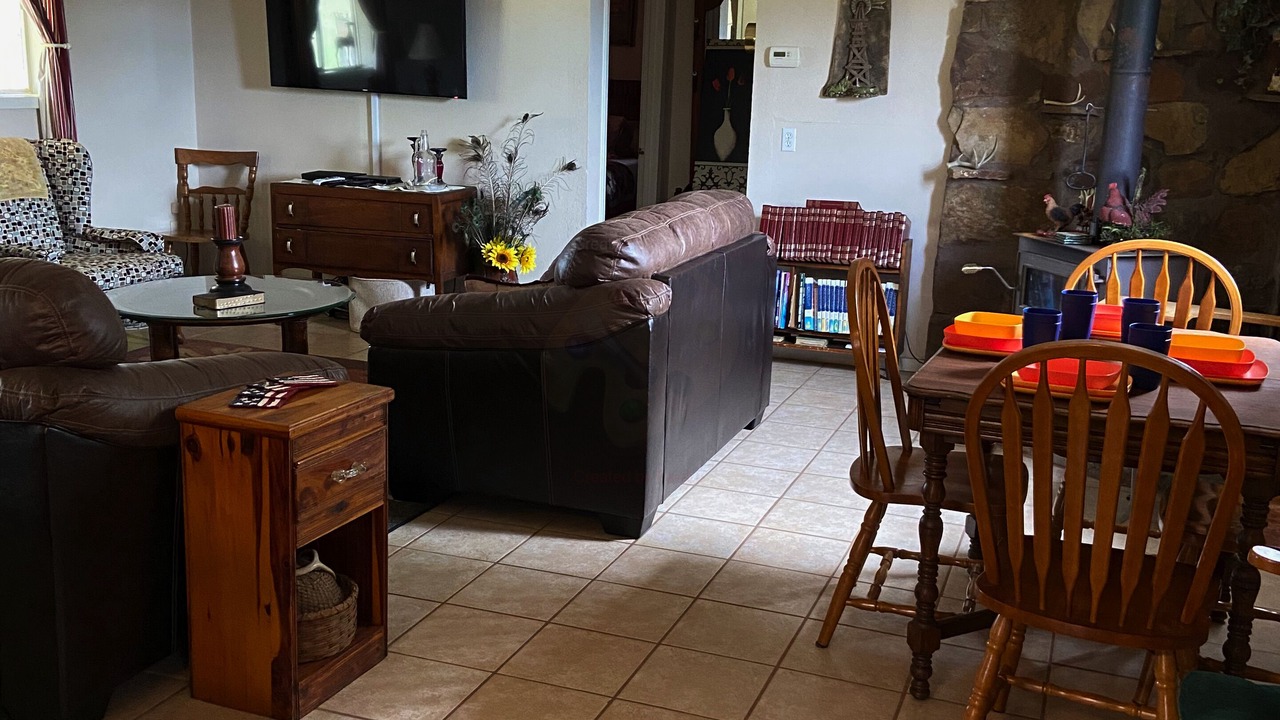 Photo of Livingroom in Lometa