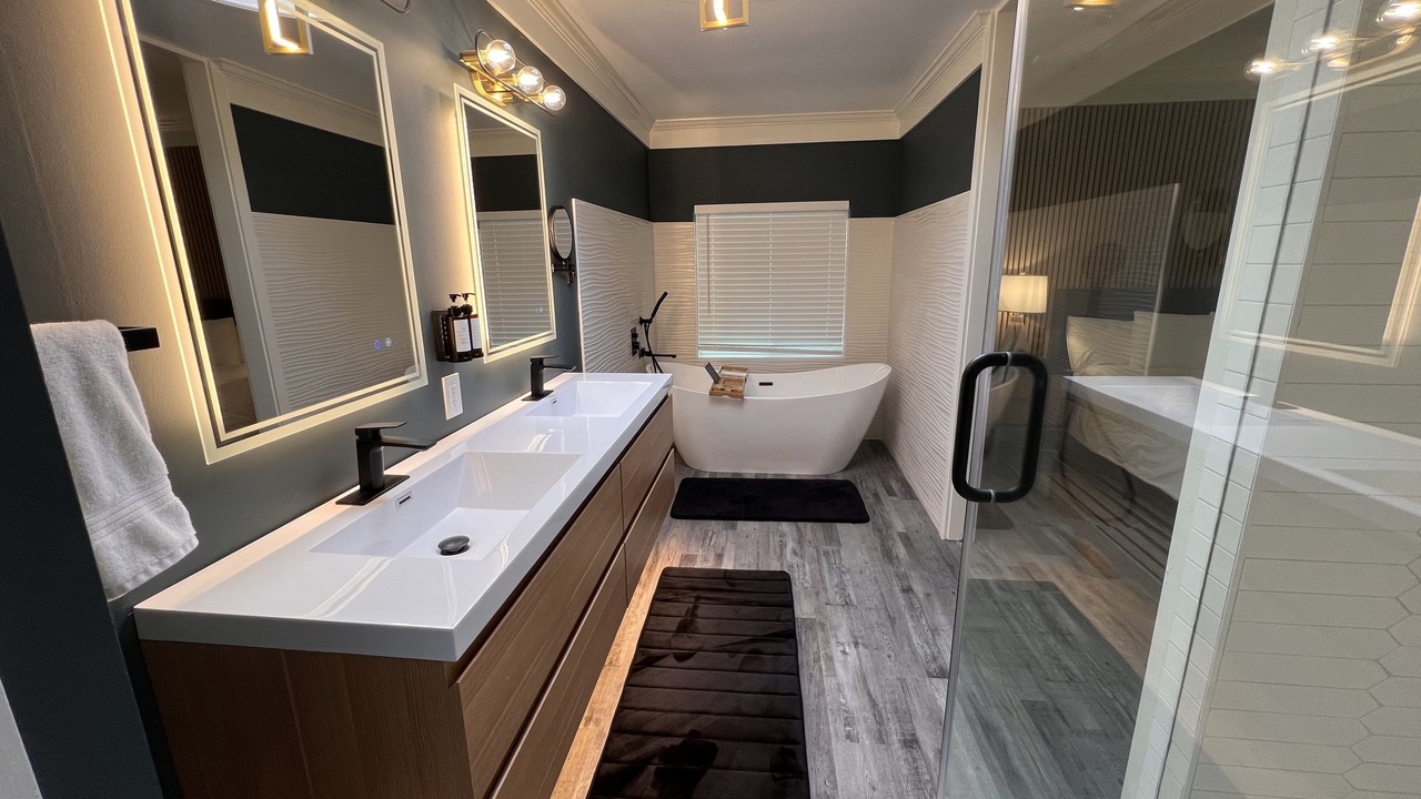 Photo of Bedroom in Mendocino