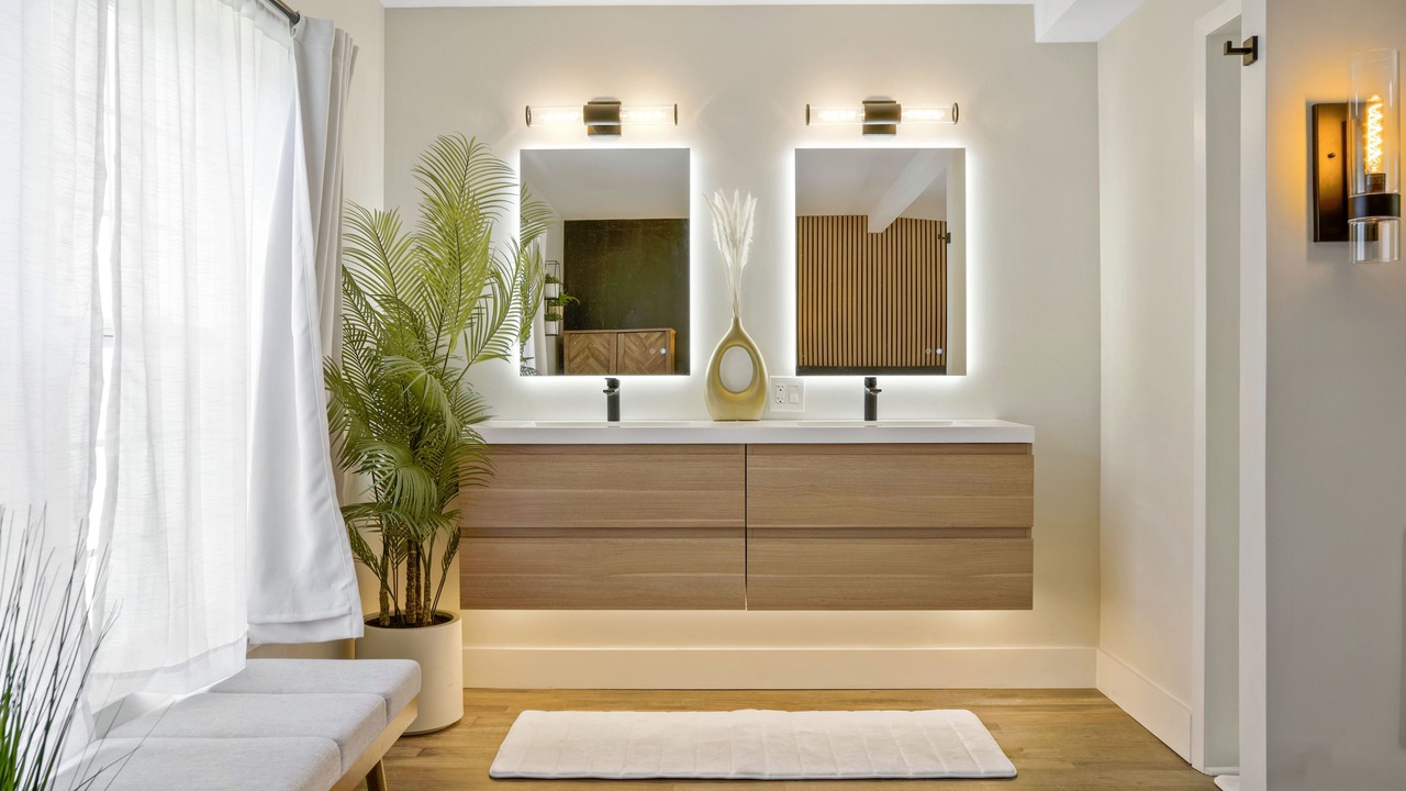 Photo of Bedroom in Mendocino