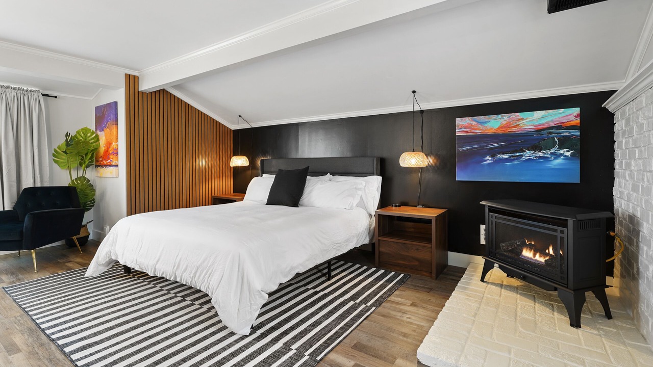 Photo of Bedroom in Mendocino