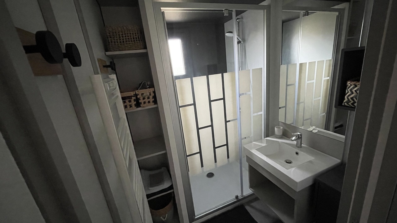 Photo of Bathroom in Jullouville-les-Pins