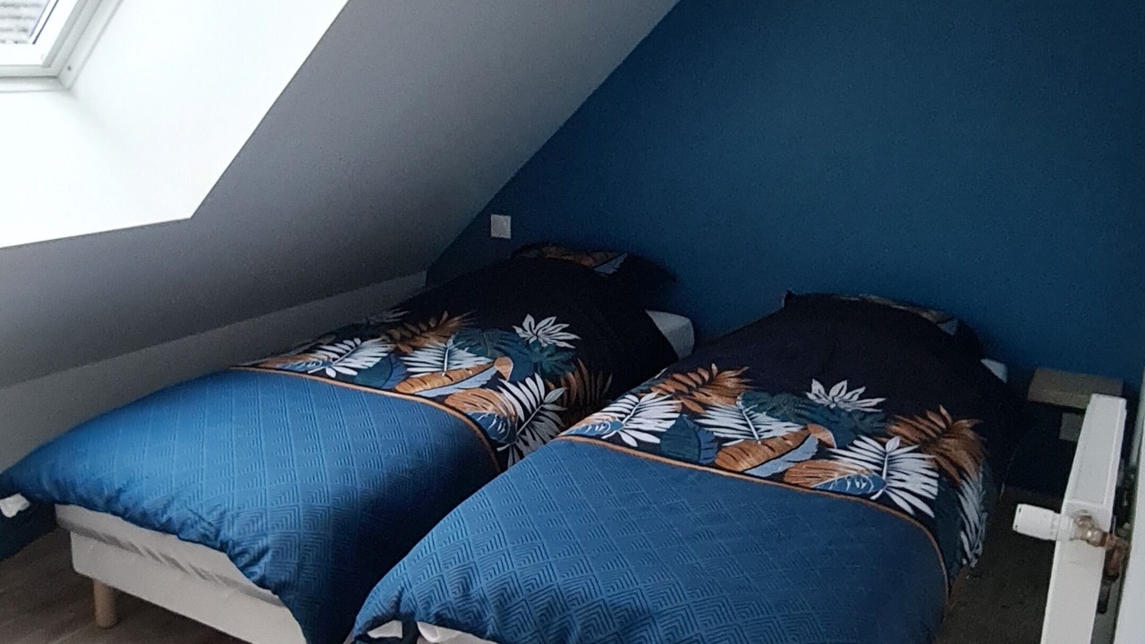 Photo of Bedroom in Saint-Remy-Boscrocourt