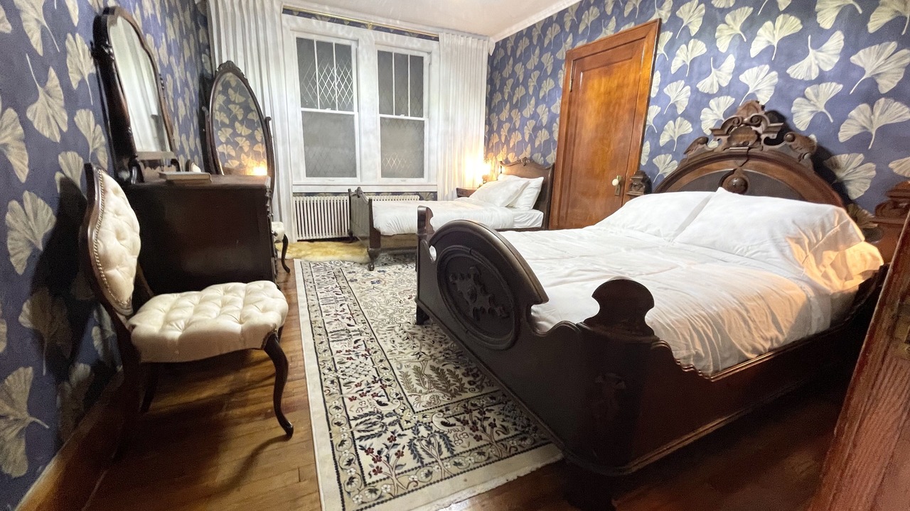 Photo of Bedroom in Frostburg