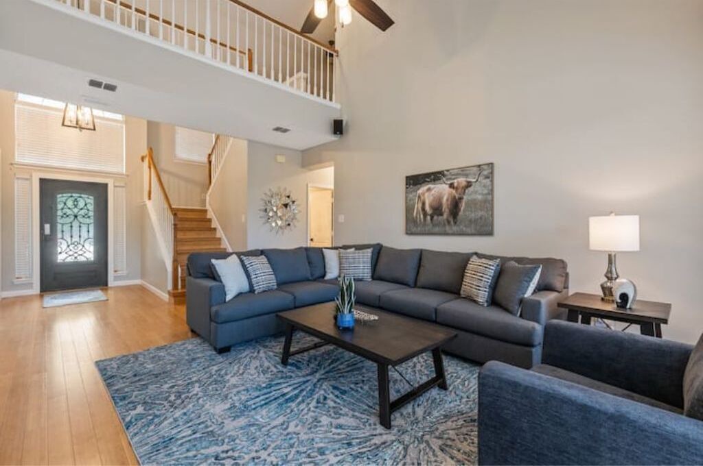 Photo of Livingroom in North Richland Hills