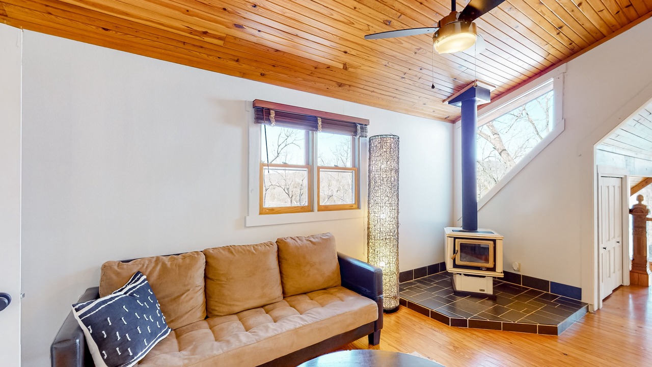Photo of Livingroom in Carroll County