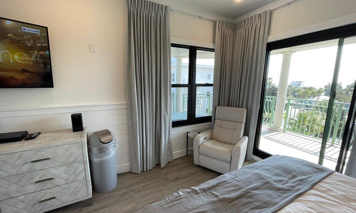 Photo of Livingroom in Rosemary Beach