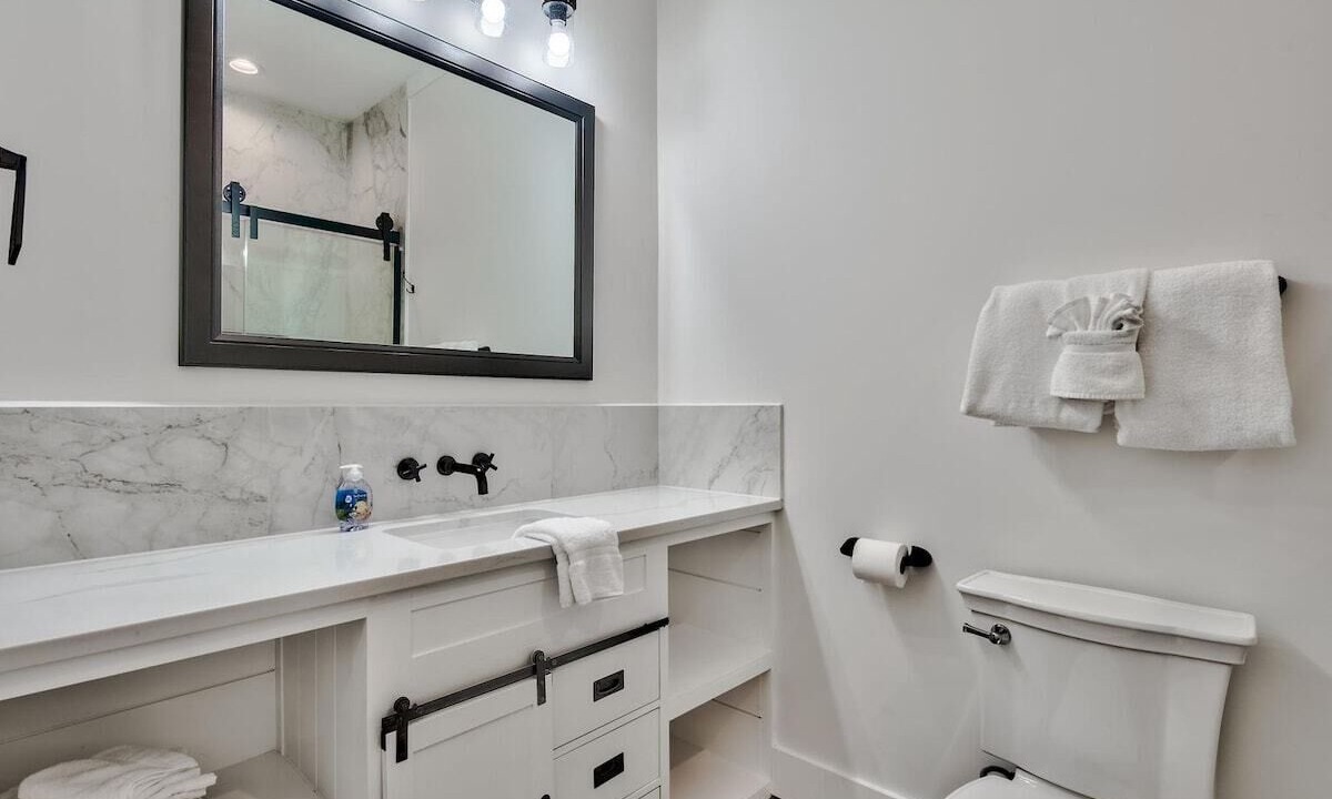 Photo of Bathroom in Rosemary Beach