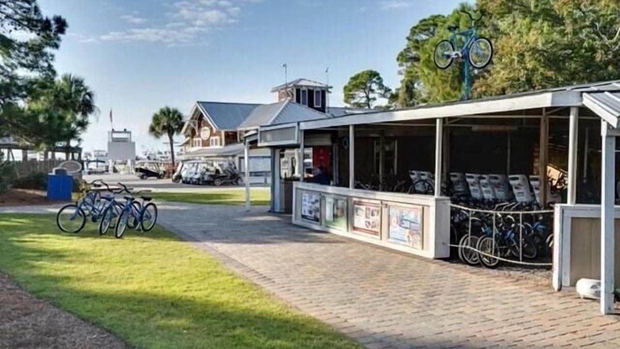 Photo of Others in Baytowne Wharf