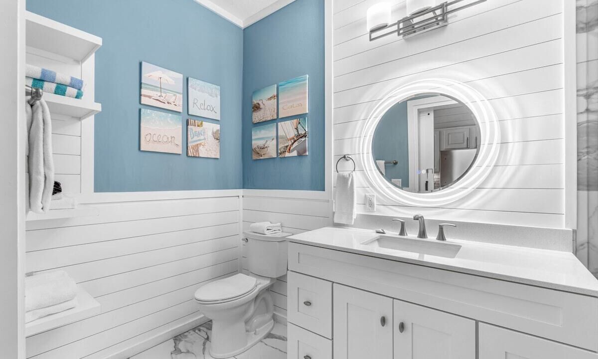 Photo of Bathroom in Rosemary Beach