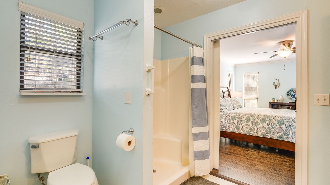 Photo of Bathroom in Avinger