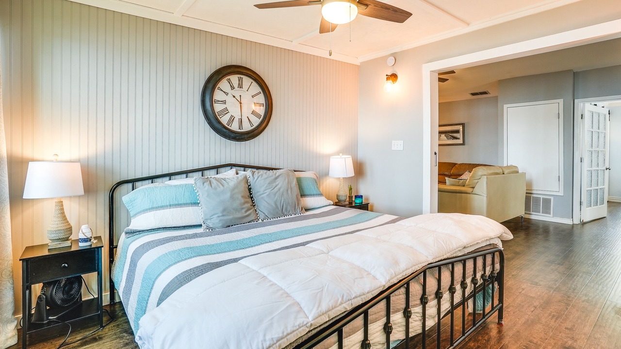 Photo of Bedroom in Avinger