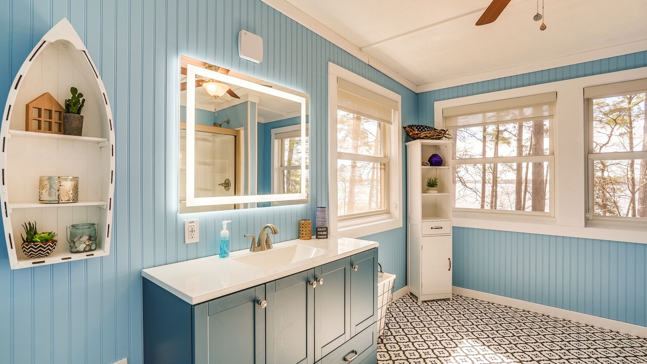 Photo of Bathroom in Avinger