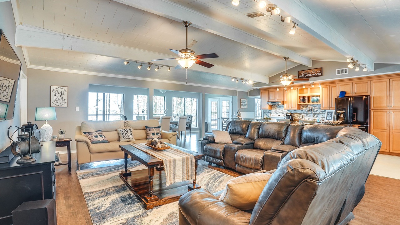 Photo of Livingroom in Avinger