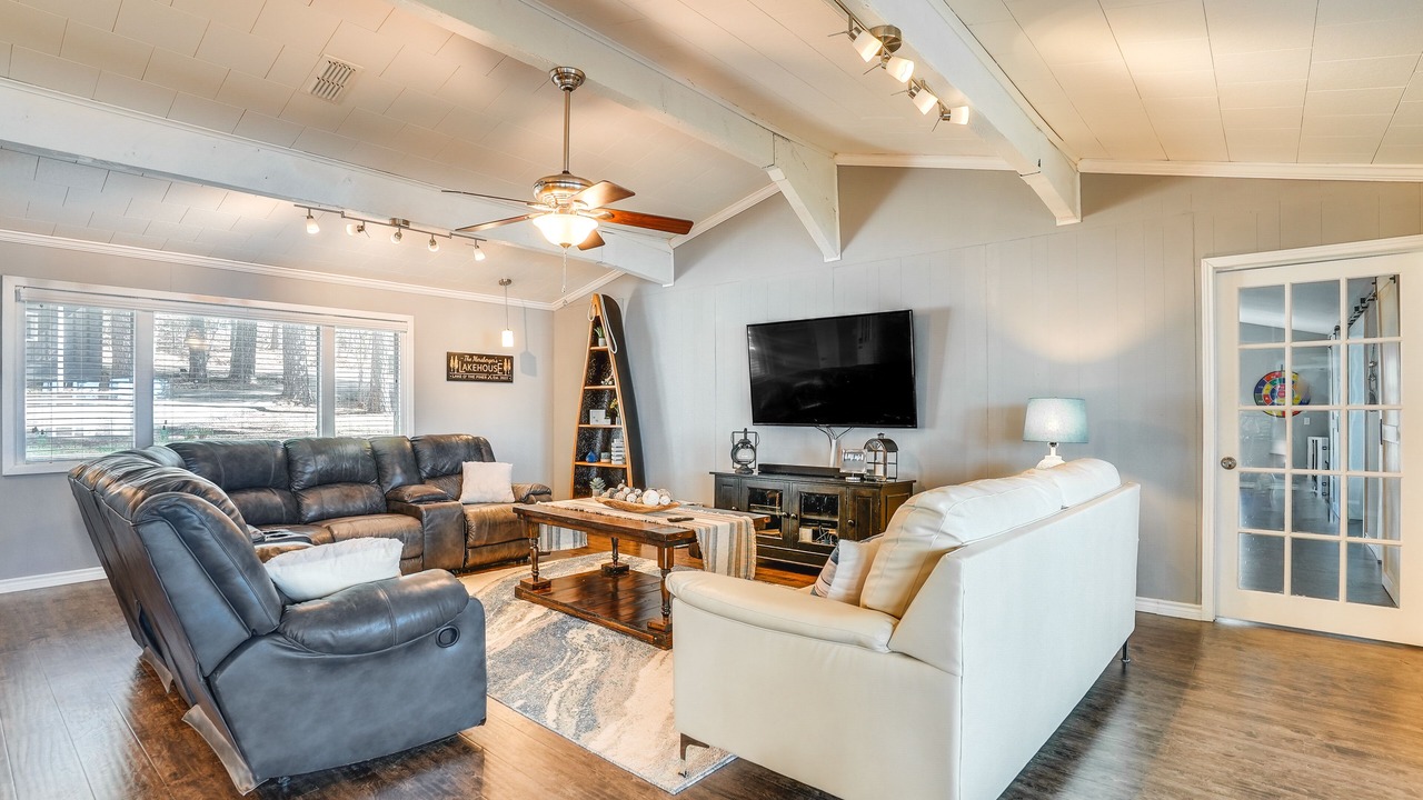 Photo of Livingroom in Avinger