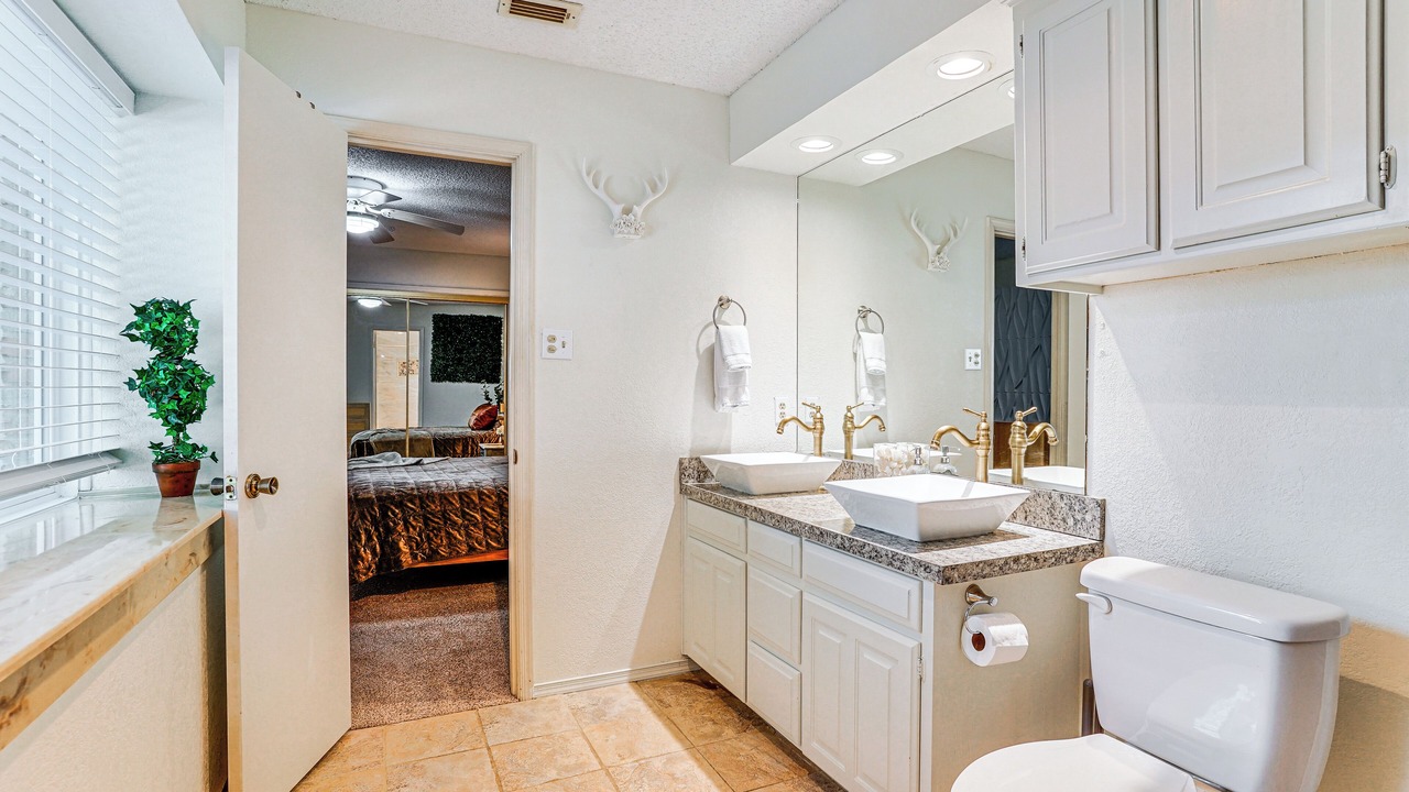 Photo of Bathroom in West Arlington