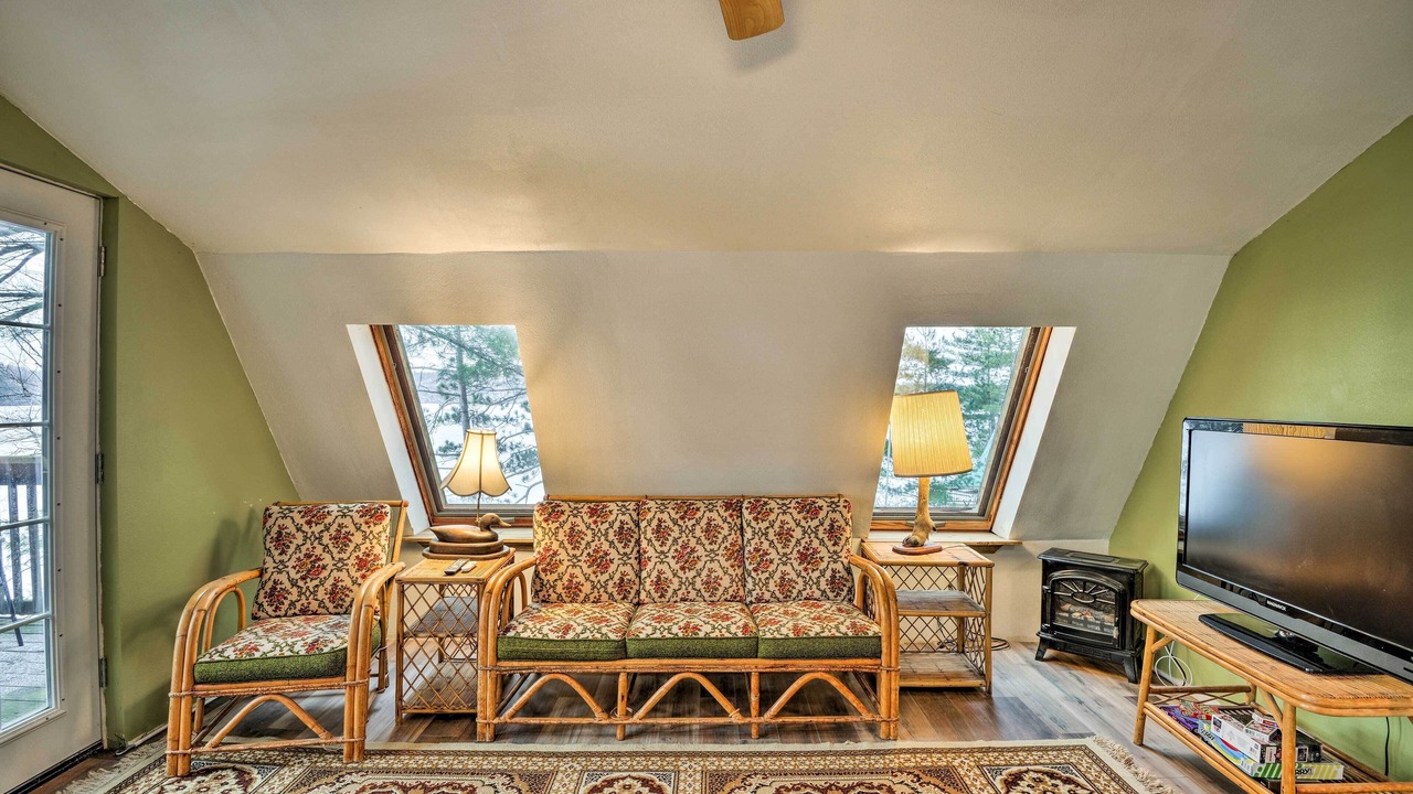 Photo of Livingroom in Town of Diana