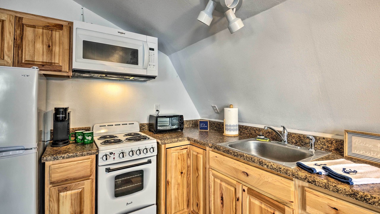 Photo of Kitchen in Town of Diana
