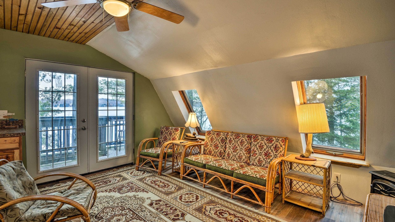 Photo of Livingroom in Town of Diana