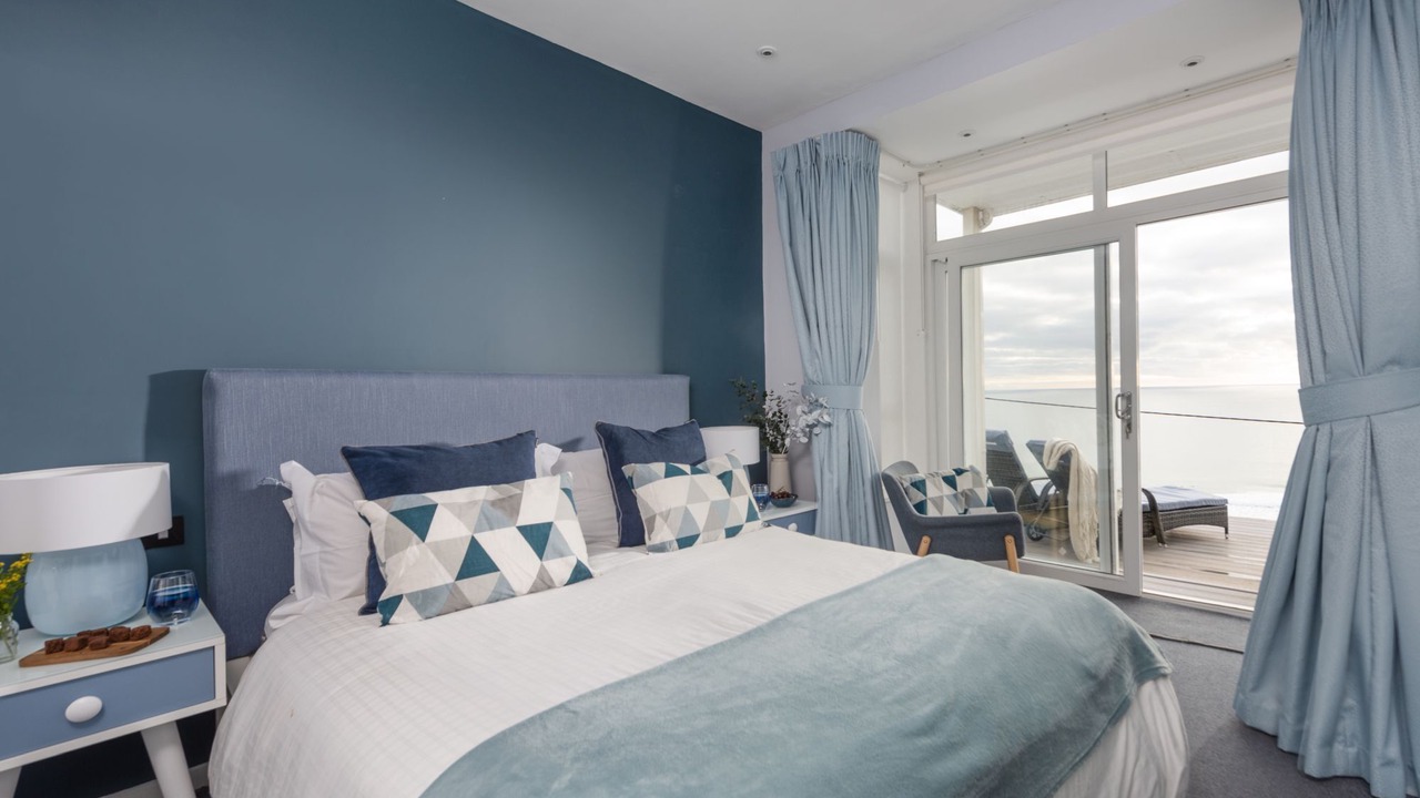 Photo of Bedroom in Praa Sands