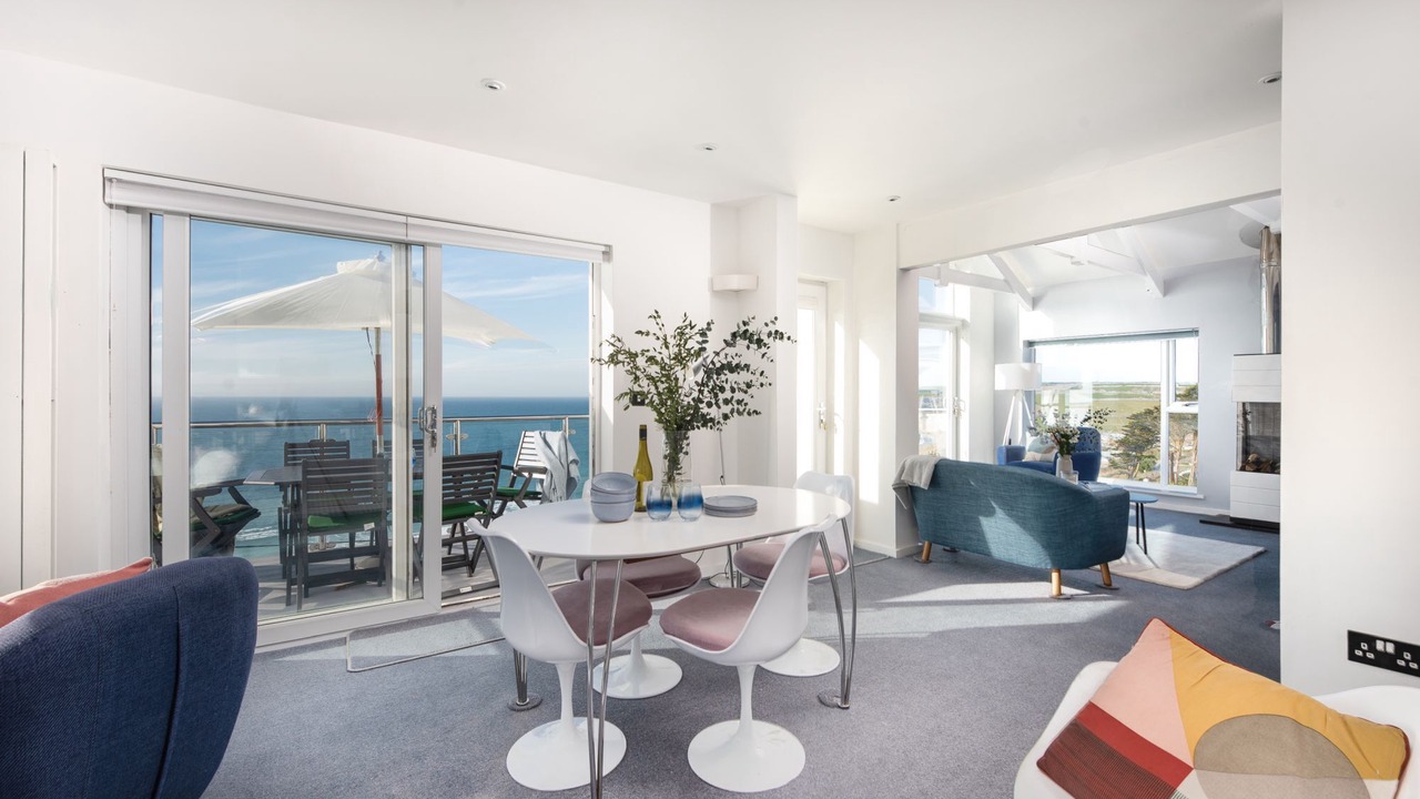 Photo of Livingroom in Praa Sands