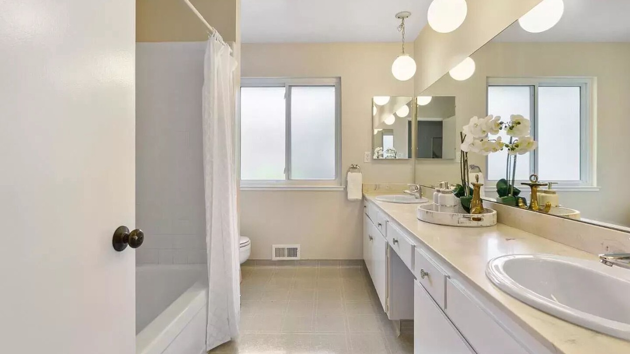 Photo of Bathroom in Saratoga