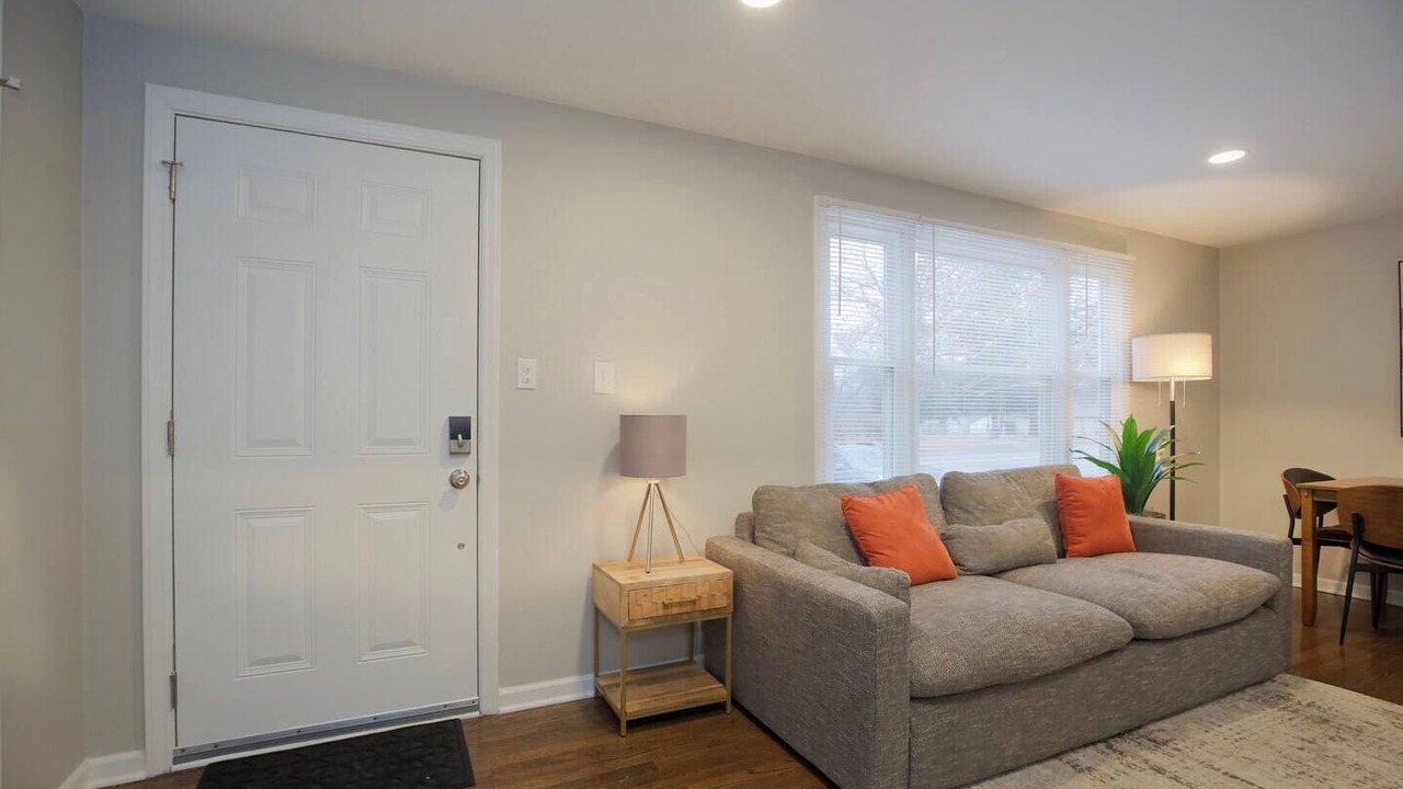 Photo of Livingroom in Overland Park