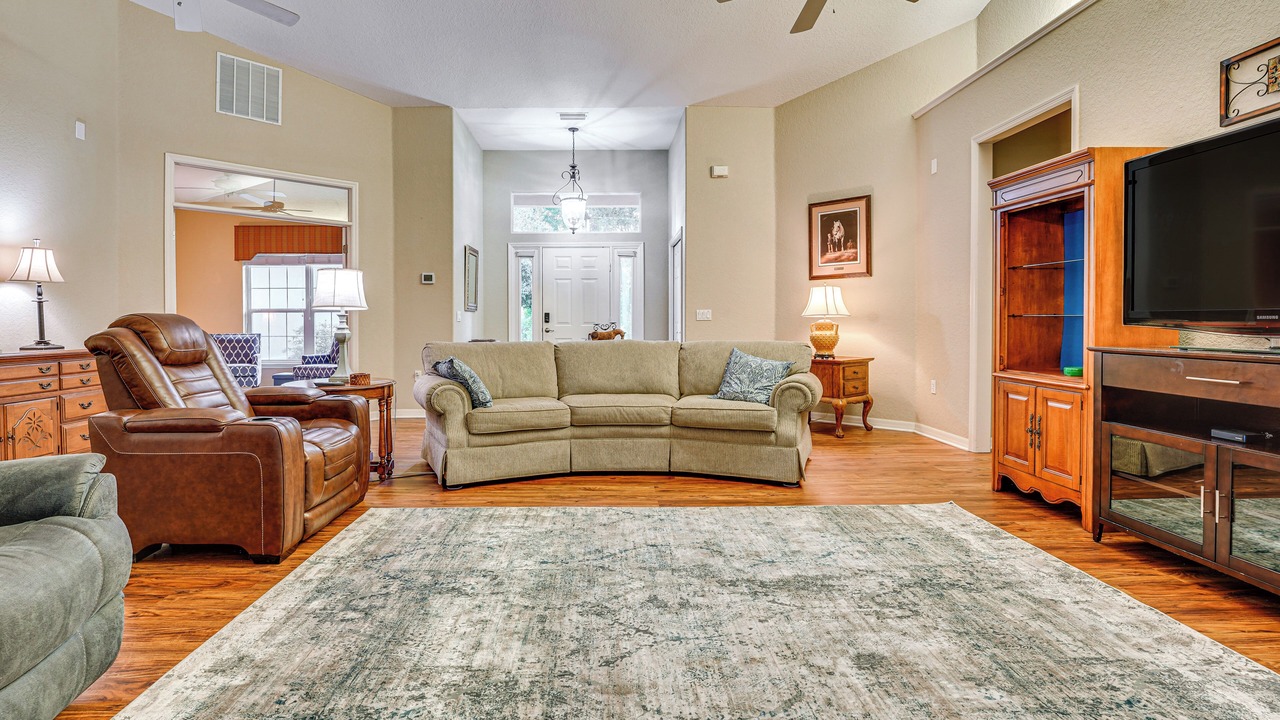 Photo of Livingroom in Fellowship