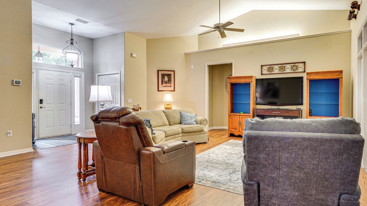 Photo of Livingroom in Fellowship
