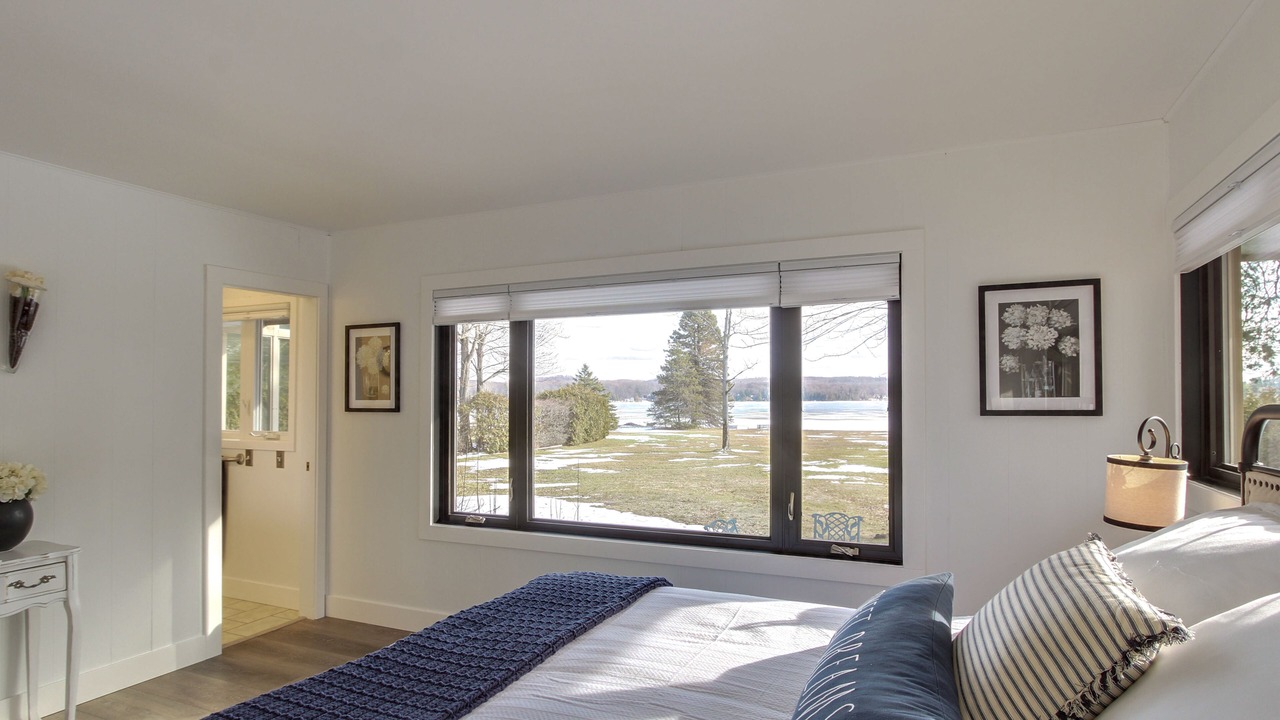 Photo of Bedroom in Duck Lake Peninsula