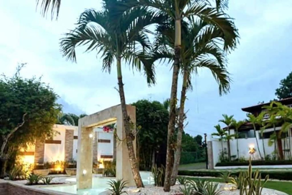 Photo of Outdoor in Pedro Brand