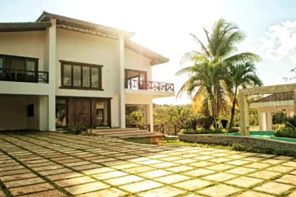 Photo of Outdoor in Pedro Brand