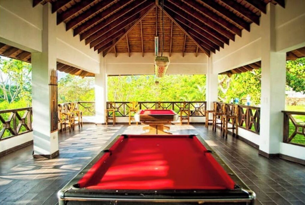 Photo of Outdoor in Pedro Brand