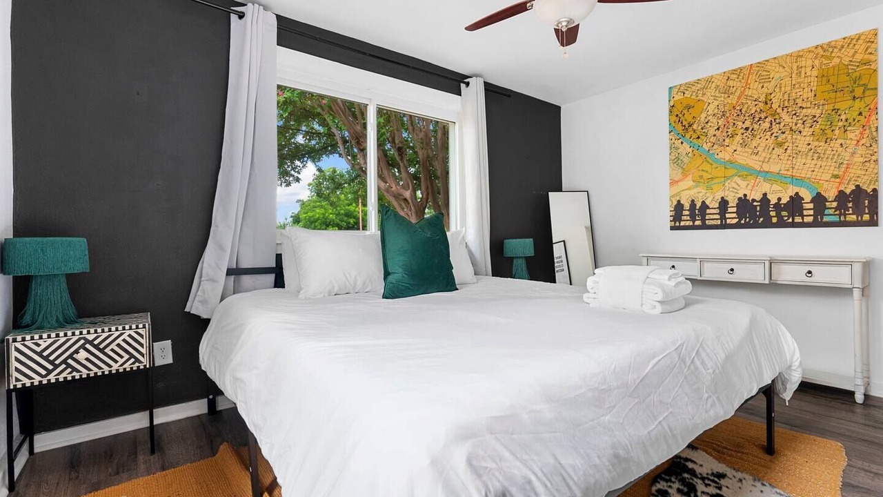 Photo of Bedroom in Rosewood